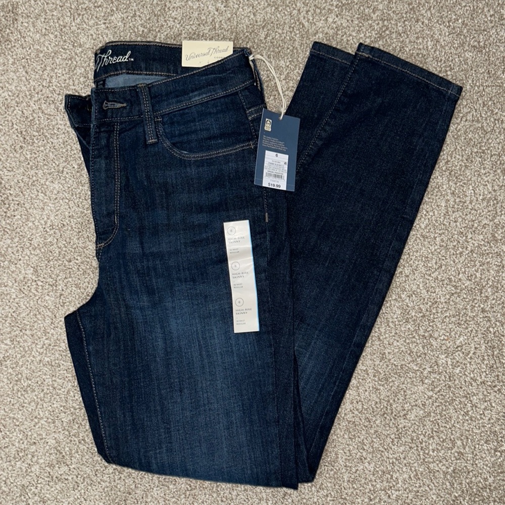 NWT High-Rise Skinny Universal Thread
